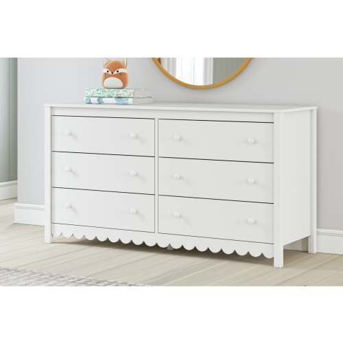 Hallityn White Dresser (Online Special Price)