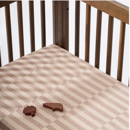 Babyletto All-Stages Midi Crib Sheet in GOTS Certified Organic Muslin Cotton