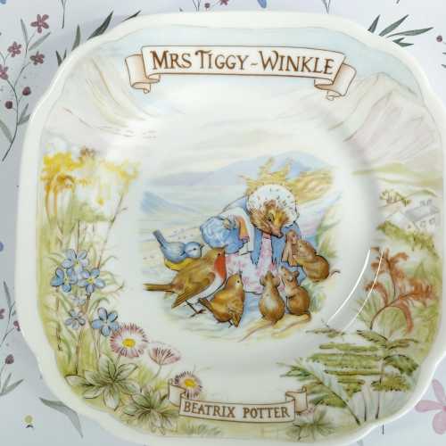 Royal Albert Beatrix Potter Mrs. Tiggywinkle Plate Excellent Condition