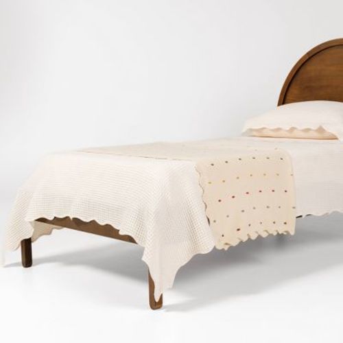 Gathre Twin Knotted Bed Blanket Natural