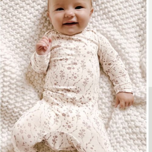 Posie Mauve Convertible Footie Pajamas | günamüna