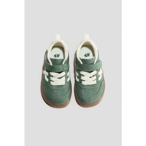 BAREFOOT SNEAKERS