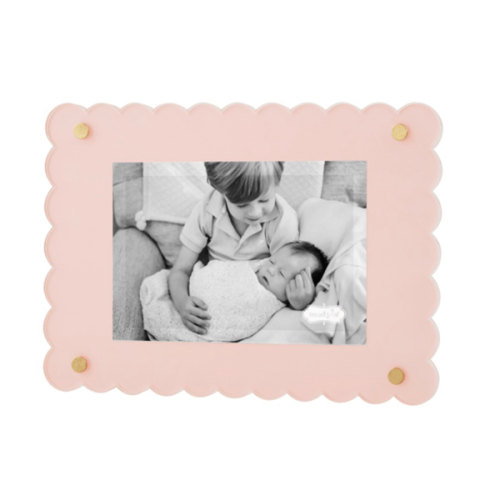 Scalloped Acrylic Frame Pink