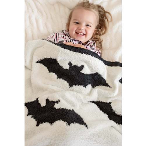 CuddleLane™ Luxe Halloween Blanket | Bats