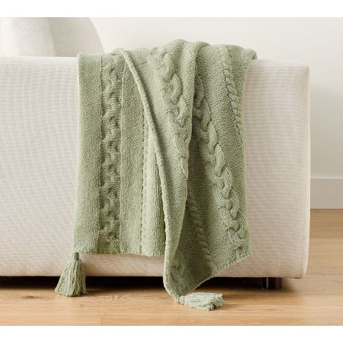 Classic Cable Knit Throw