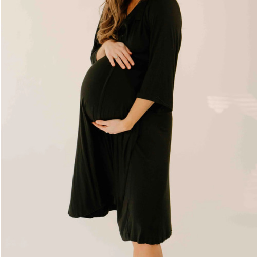 Lila Labor & Postpartum Gown in Black