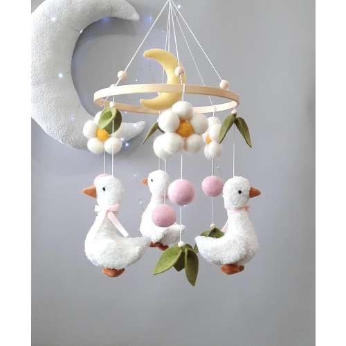 Baby mobile, goose, mobile in the crib, mobile goose, mobile flower, gift to a newborn, toy in the crib, mobile on the farm, toy goose, geese