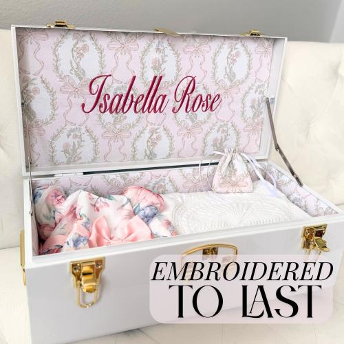 Personalized Baby Keepsake Trunk Large Storage Gift for Newborn Nursery Gift Monogram Design Custom Chest Infant Present Gender Reveal Box
