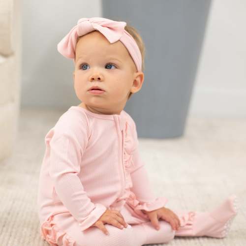 Ruffle Footie