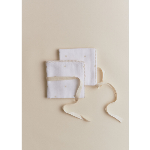Set Of 2 Swaddle Cloths - Beige Heart Print