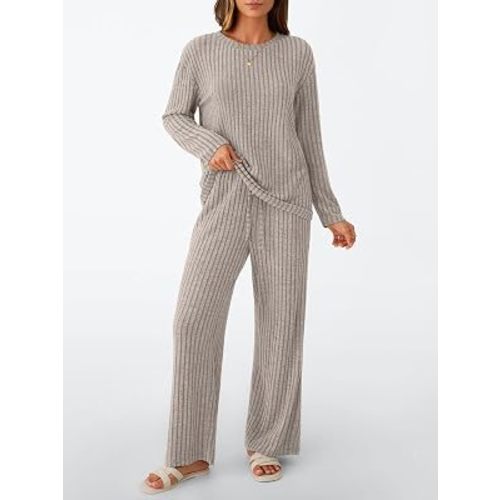 LILLUSORY Womens Lounge Sets 2 Piece Matching Pajamas Fall Outfits 2026 | Comfort stretch fabric, casual sweatsuits, cute loungewear with pockets, travel airport winter clothes at Amazon Women’s Clothing store