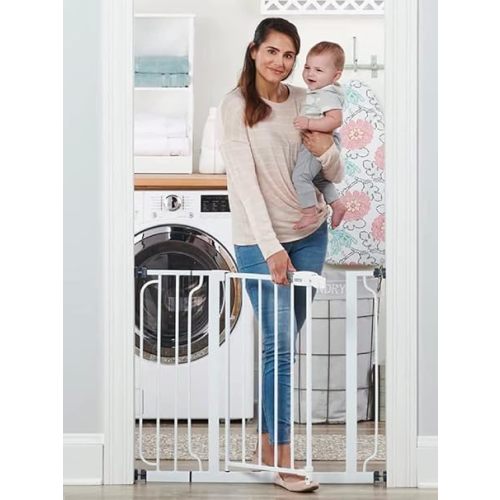Regalo Easy Step 38.5-Inch (97.75cm) Extra Wide Baby Gate, Award Winning Brand, Includes 6-Inch (15.25cm) Extension Kit, 4 Pack Pressure Mount Kit and 4 Pack Wall Mount Kit