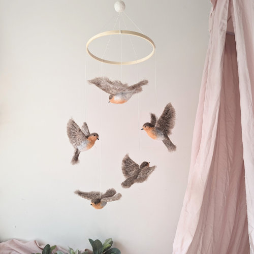 Needle Felted Robin Birds Baby Mobile: Neutral Nursery Decor