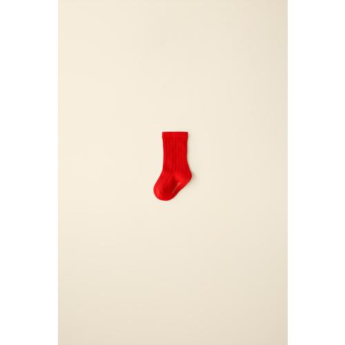 RIBBED KNEE SOCKS CREATED BY CARAMEL LONDON X ZARA - Red | ZARA United States