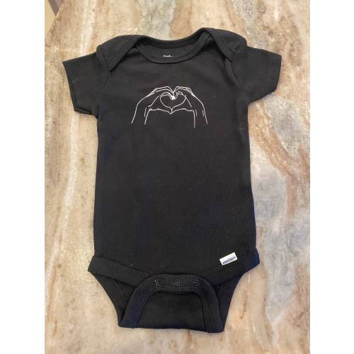 Hand Heart Bodysuit| baby shower gift | swiftie merch | Taylor S Bodysuit | eras baby | Swift fearless onesie