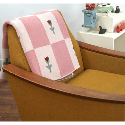 Toni Darling Frank - Pink Tulip Blanket