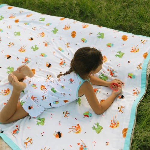 Coco Moon Hawaii Mixed Plate Throw Blanket