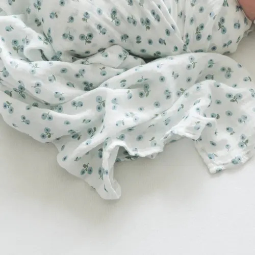 Cotton Muslin Swaddle - Blueberries by Lulujo