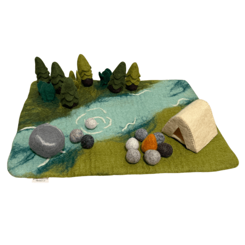 Felt Camping Play Mat with accessories - Set of 19