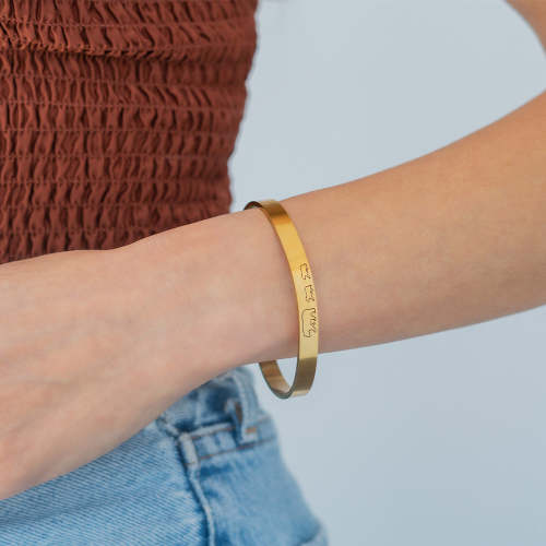 Mama Bear & Her Baby Bears Engraved Cuff Bracelet – Mint & Lily