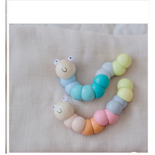 Wooden Pastel Wriggly Wooden Worms