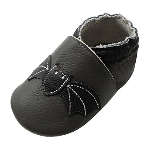 YIHAKIDS Baby Genuine Leather Shoes Soft Sole Moccasins Slip-on Boys Girls Slippers First Walking Crib Shoes Anti-Slip Baby Booties for Infant Toddlers (2-3 Years Toddler, Dark Gray, bat)