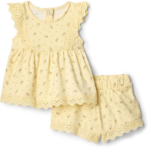 Amazon Essentials x Sofia Grainge Toddlers and Baby Girls' Eyelet Short & Top Set