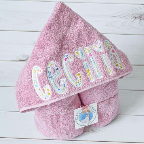 Personalized Hooded Towel for Kids: Custom Name Bath & Beach Towel, Gift