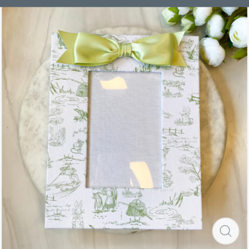 4x6 Frame with Peter Rabbit Toile & Satin Bow – Crossroads Collective