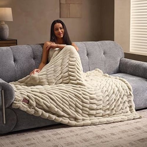 Double Side Faux Fur Throw Blanket,Cozy Soft Fuzzy Fluffy Faux Rabbit Fur Blanket for Couch, Bed, Sofa,Room Decor-Bondi Beige,50x60 inch