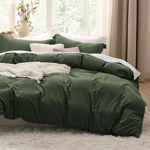 Bedsure Olive Green Super King Duvet Cover - 3 Pieces Prewashed Cotton-Like Polyester Extra Soft Bedding Set, Includes 1 Duvet Cover 108''x98'' with Zipper Closure & 2 Pillow Shams, No Comforter