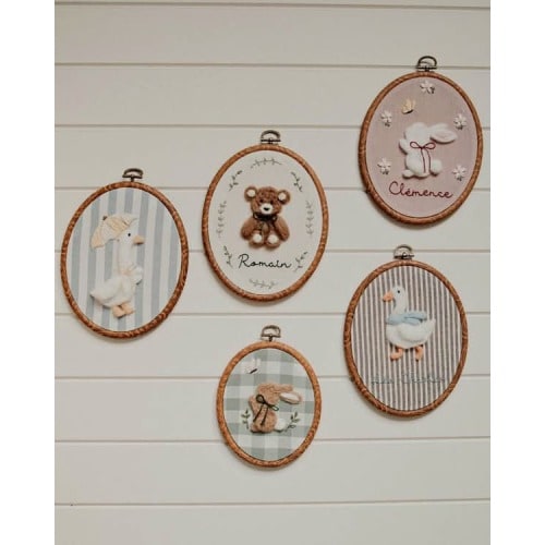 Broderie bébé personnalisée en laine feutrée 🧵 Annonce grossesse • Prénom bébé • Décoration chambre