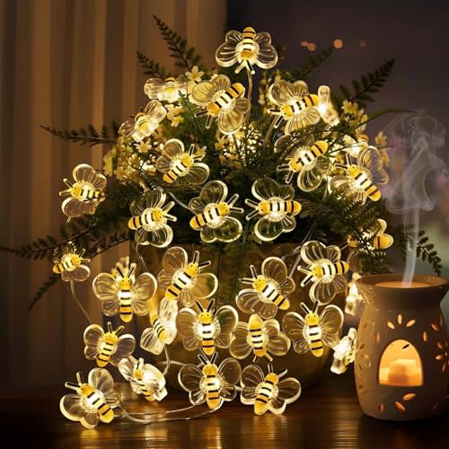 Bee Decor String Lights 10ft with 30pcs Honeybee Shaped LED Bulb Battery Operated Fairy Lights for DIY Indoor Bedroom Baby Shower Party Wedding Patio Christmas