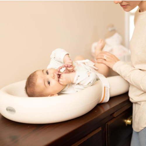 Keekaroo Peanut Changer Baby Vanilla– The Original Made in USA Easy-to-Clean Changing pad and The only Shell Over Foam, Fully Water Repellant