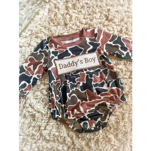 Throwback Camo Daddy’s Boy Bubble