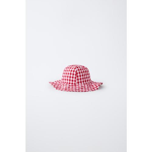 GINGHAM BUCKET HAT - White / Red | ZARA United States