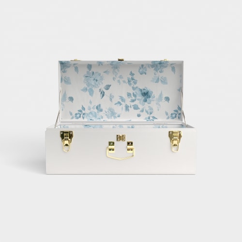Petite Trunk - White - Shaw's Garden / Embroidery