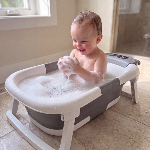 Collapsible Baby Bathtub with Soft Cushion and Temperature Sensor – fluvly