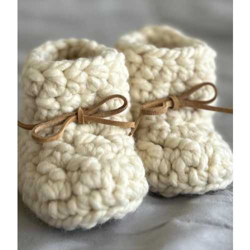 Baby Bootie Newborn Shoes Going Home Outfit Chunky Crochet Bootie Baby Shower Gift Newborn Photography Pregnancy Announcement