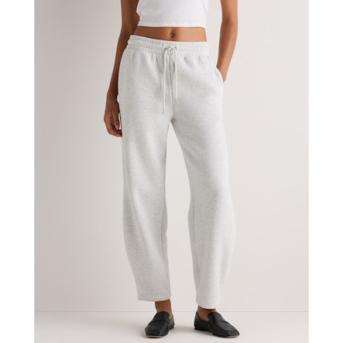 Everyday Fleece Barrel Sweatpants in Black | Quince Canada