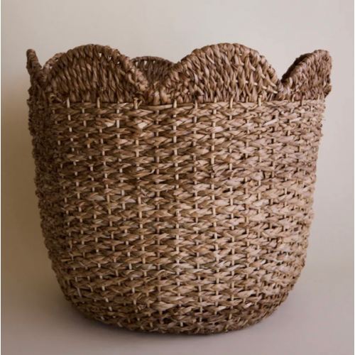 Large Scalloped Edge Basket – Market by Modern Nest