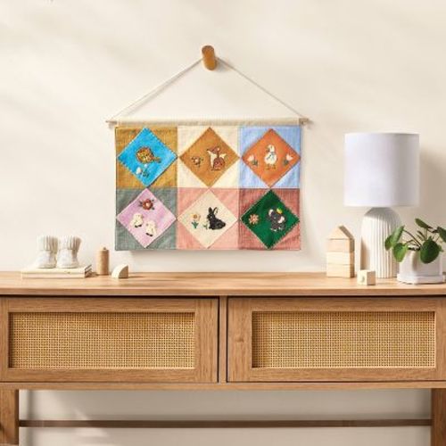 Nursery Craft Animal Banner Sewing Activity Kit - Mondo Llama™