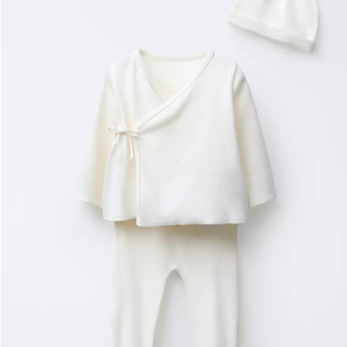 NEWBORN SET AND POUCH - Oyster-white | ZARA United States