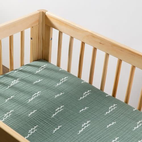 Babyletto All-Stages Midi Crib Sheet: Ocean Waves