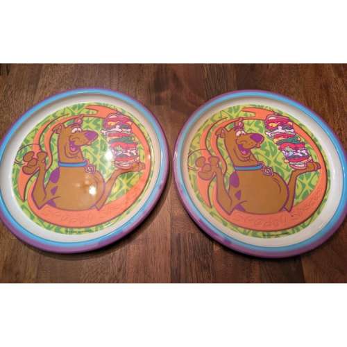 Hanana Barbara Vintage Scooby Doo Y2K 2000 Set Plastic Child's Dinner Plates 8"