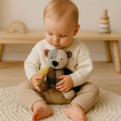 Organic Wool Knit Toy | Finn + Emma