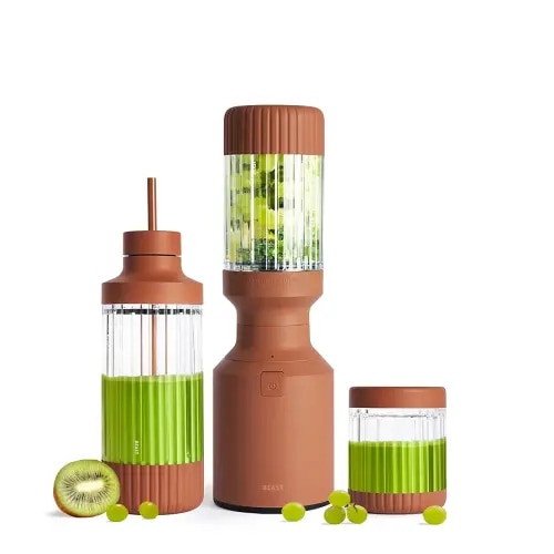 Beast Mighty 850 Plus | Premium Compact Personal Blender | Smoothies, Shakes, Dressings, Sauces | Blends Ice and Frozen Fruit | New XL Vessel | Extra Vessels, Lids and Straws | 850W (Terra)