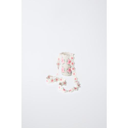 CROCHET FLOWER BOTTLE HOLDER