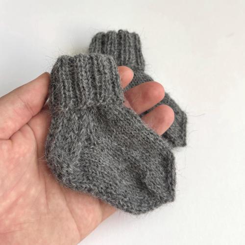 Hand Knit Alpaca Wool Baby Socks: Newborn Gift (0-3 Months)