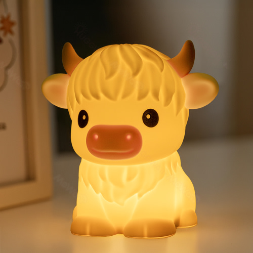 Mewaii® Highland Cow Silicone Squishy LED Night Light - Perfect Gift for Kids and Girls